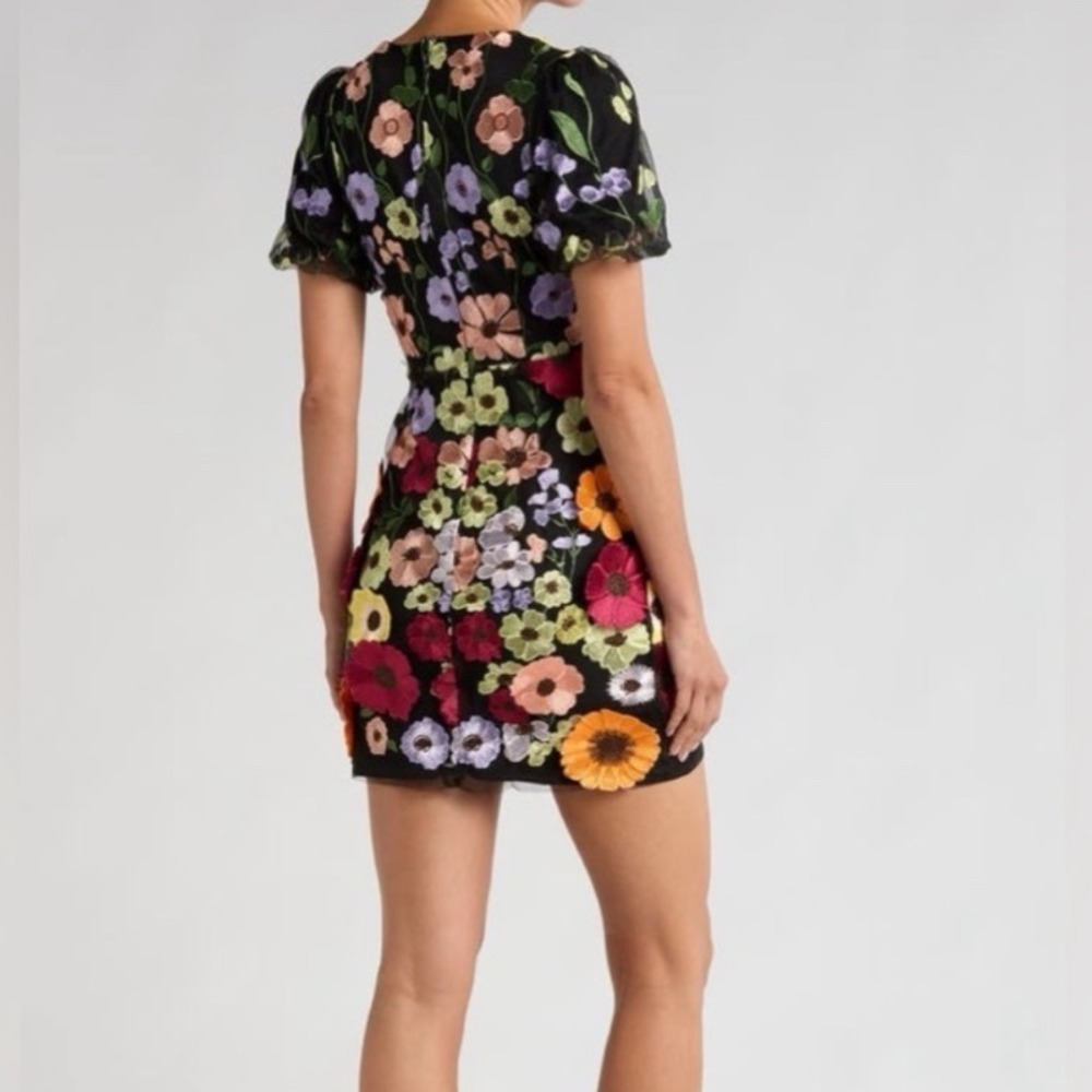 Adelyn Rae Black Multi Floral Embroidered Puff Sleeve V Neck Mini Dress Size S - Picture 2 of 14